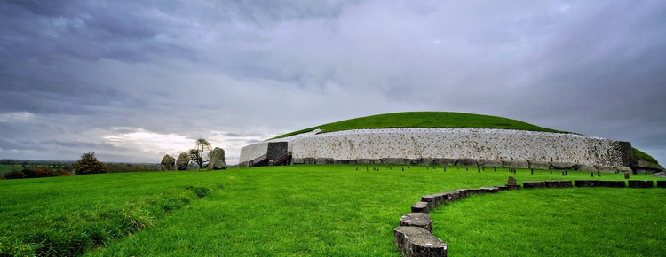 Newgrange tumulus Ireland